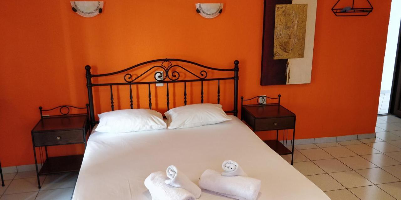 Marinos Aparts Aparthotel Sivota  Exterior photo